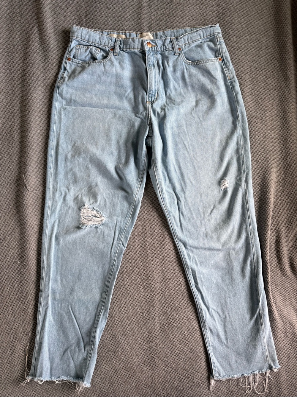Universal Thread Light Blue Distressed Boyfriend Jeans